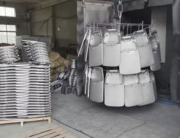 küçə işığının zımpara partlaması